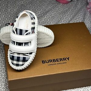 Burberry Kids Sneakers - Black and White Check